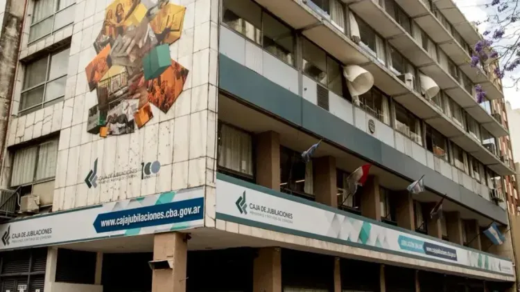 Vaciamiento de la Caja de Jubilaciones de Córdoba: "No sabemos a dónde va el
dinero"