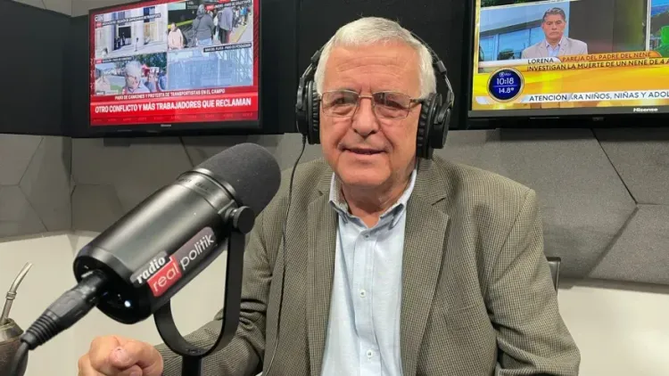 Eduardo Duhalde recorre PBA en busca de su candidato: "Yo lo miro a Julio Alak"