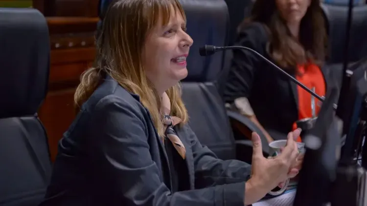 Alejandrina Barry denunció la crisis en Bolivia: "Hay más de siete asesinados"