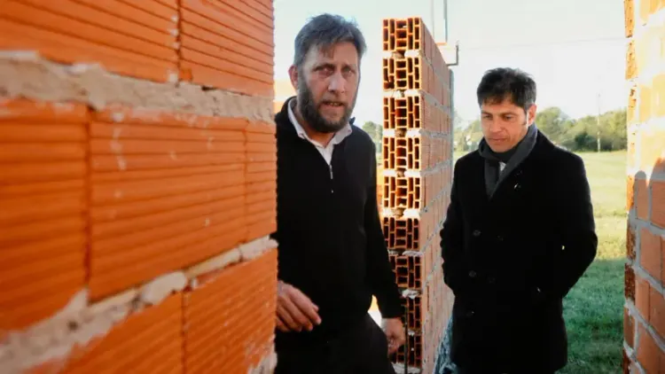 Kicillof y las viviendas fantasma de Lobos: 1.401 millones adjudicados y obras
inconclusas