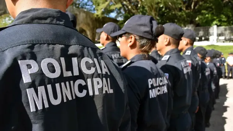 Policía Local en Morón: Fuerza Patria cruzó al Ejecutivo y cuestionó el avance
por decreto
