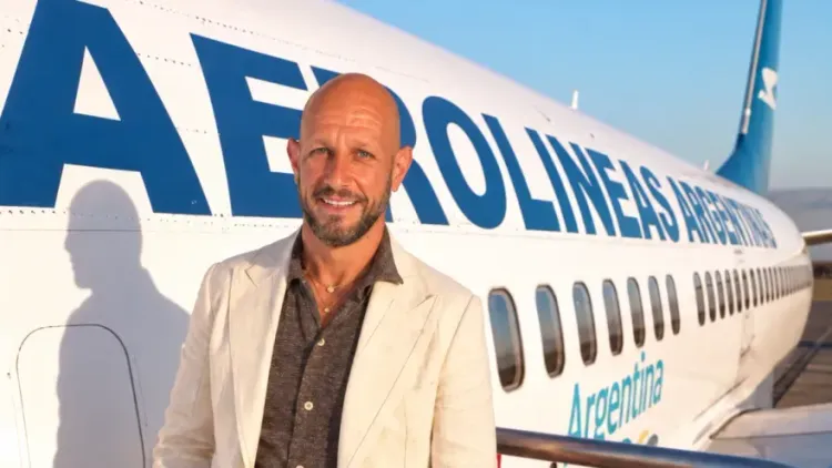 Leonardo Scatturice construye gigante logístico ante el retroceso de Aerolíneas
Argentinas