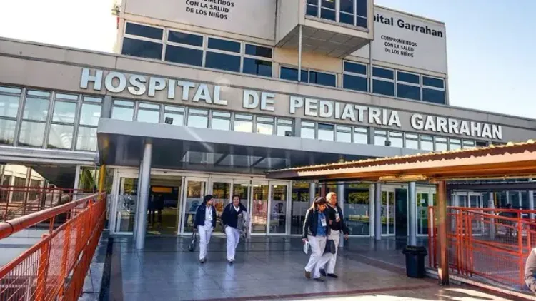 El hospital Garrahan bajo la lupa: recortes, bonos y contratos que generan dudas
