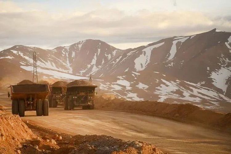 Minería y petróleo crecieron, pero perdieron empleos