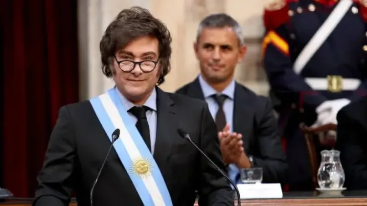 Javier Milei apuesta a mantener el dólar como ancla para blindar el equilibio
fiscal