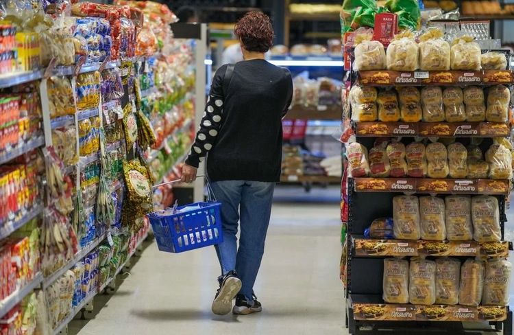Revelan caída del consumo masivo en todo el país