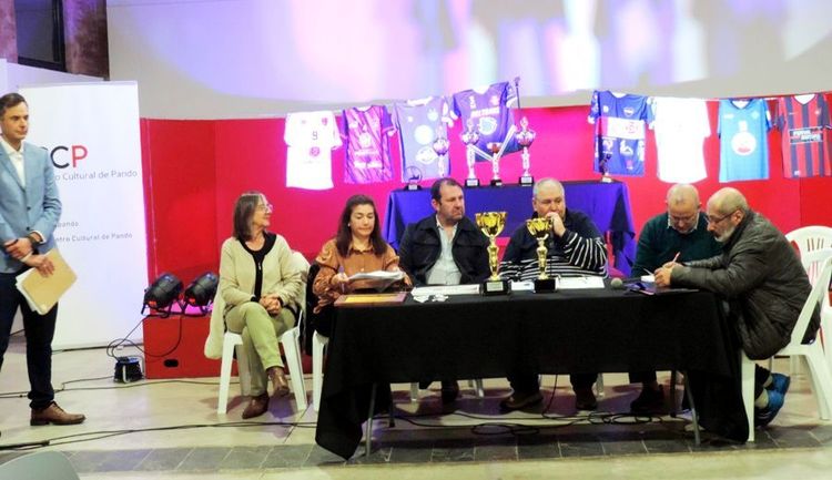 La Liga de Pando presentó su 50º Campeonato de Mayores de Fútbol de Salón