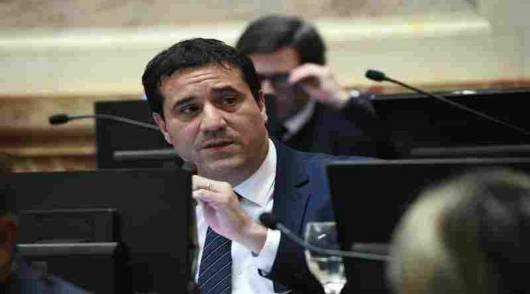 El senador Abad anunció que votará en contra de eliminar las PASO, pero acepta modificarlas