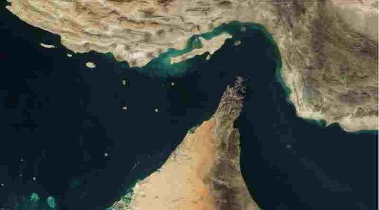 Irán amenaza con atacar a buques que se acerquen al estrecho de Ormuz