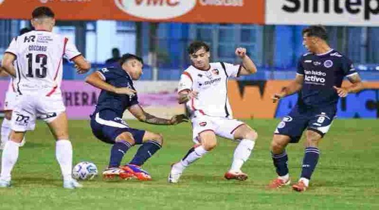 Otra vergüenza más y van: Un equipo derrotado en lo anímico y futbolístico quedo eliminado ante un endeble Acasusso por Copa Argentina