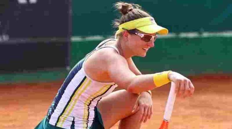 Nadia Podoroska volvió al tenis tras 14 meses lesionada