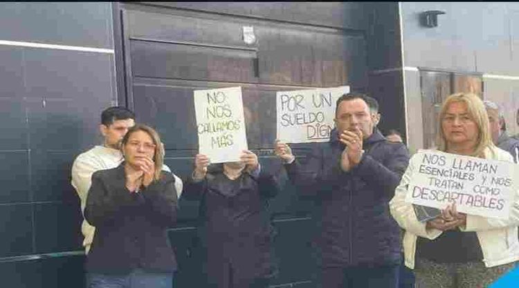 Laboratorios Pharmavet: Trabajadores hacen una pausa en las medidas de fuerza