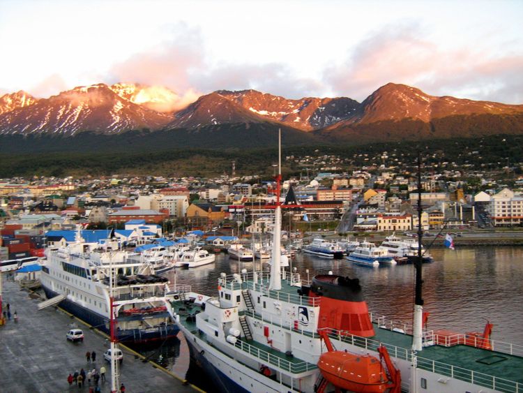Los trabajadores del Puerto de Ushuaia convocan a las cámaras empresariales a una mesa de trabajo