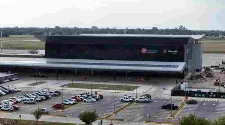 El Aeropuerto de Rosario se abre a un evento solidario con moda y cultura