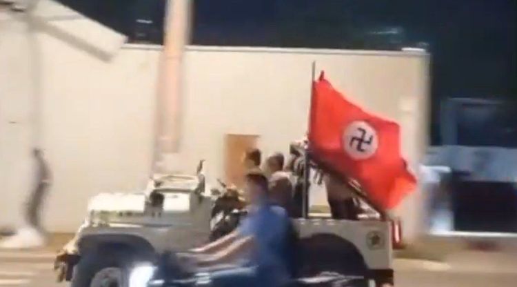 Colombia: Caravana con banderas nazis desata polémica a un mes de la asunción de De la Espriella