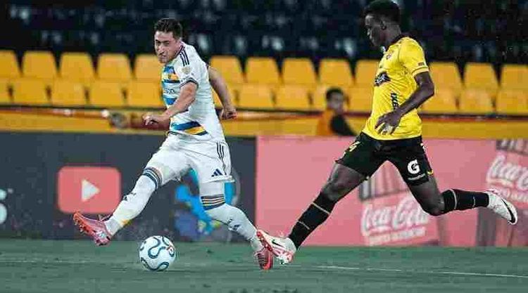 Boca perdió con Barcelona de Ecuador y complicó su clasificación en la Copa Libertadores