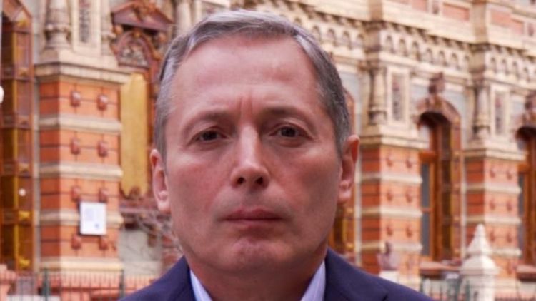 Un pedido a la Provincia: Fernando Gray presentó un amparo contra la
privatización de AySA