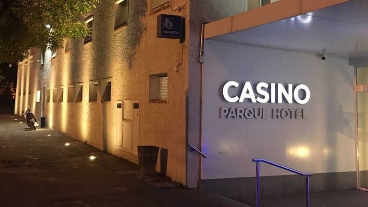 El Casino Municipal Parque Hotel cierra sus puertas: Se traspasará al MEF y se reubicará a 55 Funcionarios
