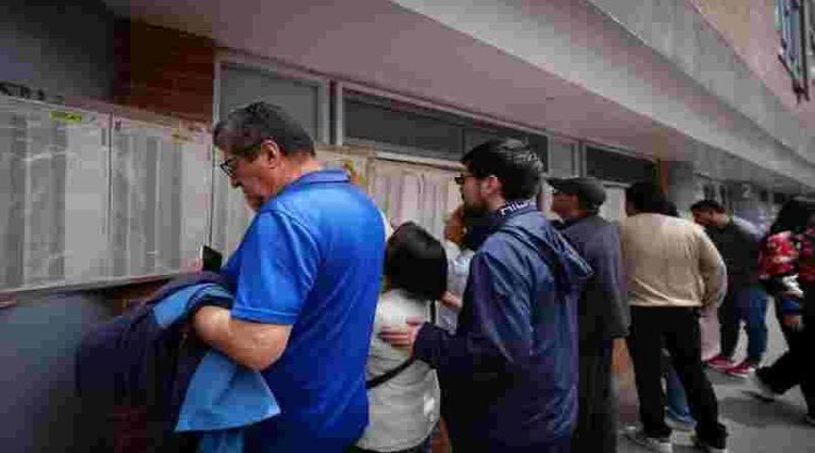 Elecciones en Colombia: los primeros resultados muestran una extrema paridad entre dos candidatos