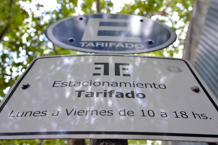 Estacionamiento tarifado en Montevideo: se cobraría en nuevas zonas este año