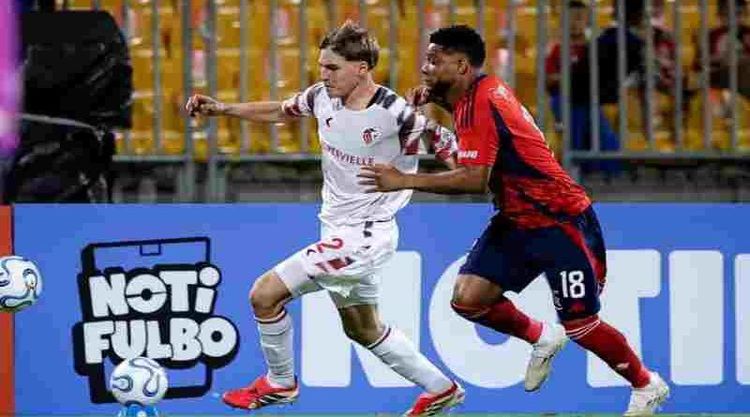 En Colombia, Estudiantes de La Plata igualó con Independiente Medellín en el inicio de la Copa Libertadores