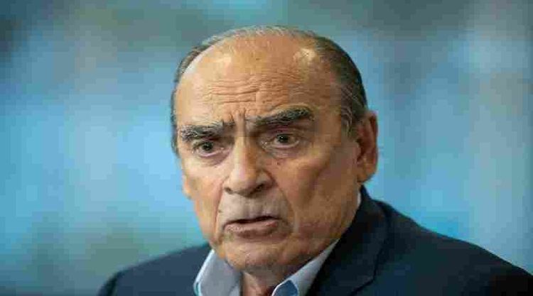Francos, duro con Adorni: “Yo nunca hubiera estado en esa situación”
