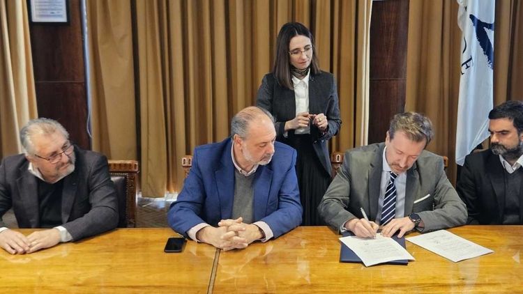 Gandini fue denunciado ante la Jutep por no incluir en su declaración un crédito vinculado a Conexión Ganadera