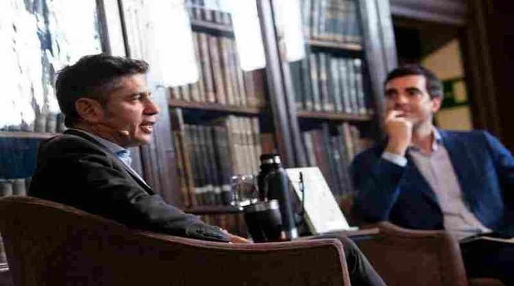 Kicillof apuntó contra Milei desde España: “Que el mercado puede funcionar sin Estado es una enorme estafa”