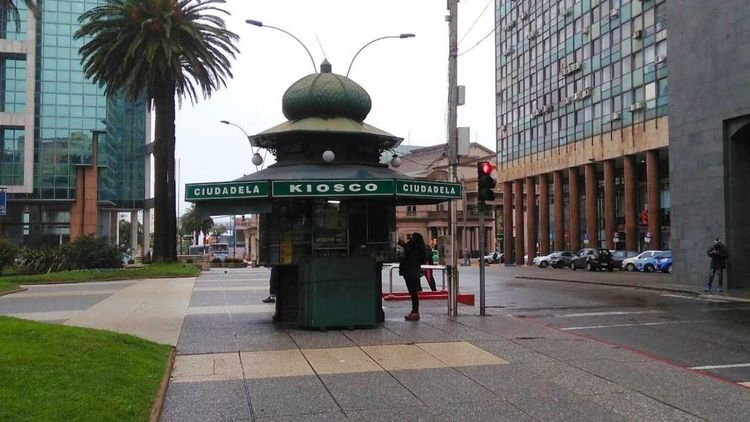 Comerciantes montevideanos critican que kioscos ahora puedan vender café