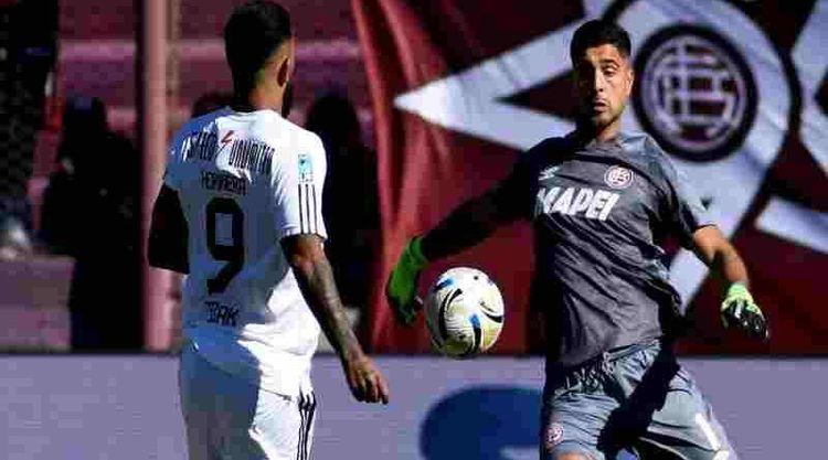 Lanús empató con Riestra pero cedió la localía para los play off