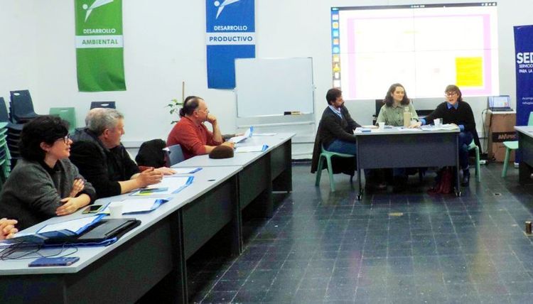 Charla en Pando brindó orientación a personas migrantes y solicitantes de refugio
