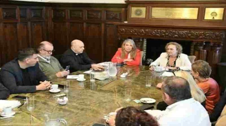 La Pastoral Social junto a concejales abordaron la situación de pobreza en la ciudad de Rosario