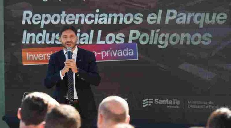 Pullaro inauguró una obra energética en Los Polígonos para ampliar la producción y generar más empleo