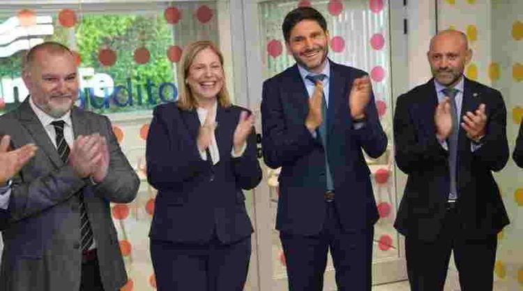 Pullaro inauguró una embajada comercial y productiva de Santa Fe en CABA para impulsar negocios y vínculos institucionales