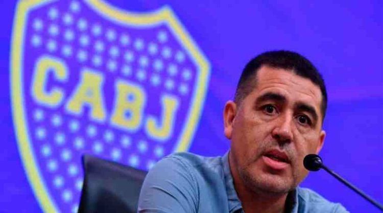 Milei volvió a embestir contra Riquelme por su gestión en Boca: “Yo te avisé”