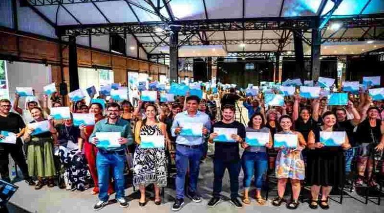 La municipalidad lanzó el “Calendario de Ferias y Mercados Arriba Rosario 2026”
