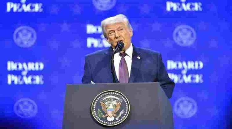 Trump lanzó una dura advertencia a Irán y exigió un acuerdo con Estados Unidos