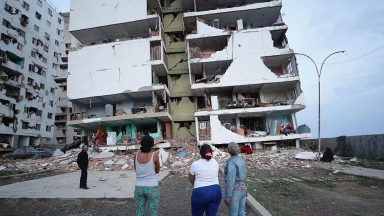 EE.UU. levanta sanciones a Venezuela para que pueda recibir ayuda internacional