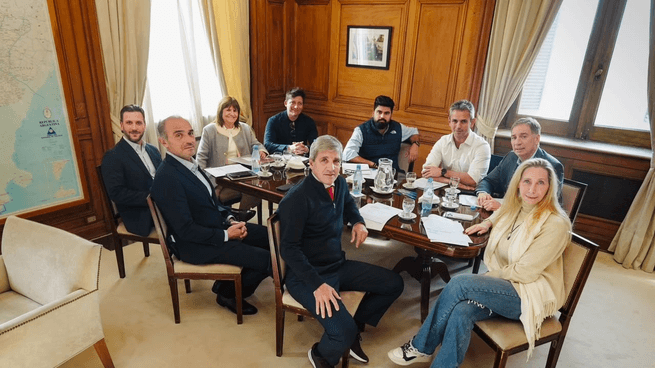 El Gobierno reúne a la mesa política en medio de las tensiones con Patricia Bullrich por el Presupuesto 2027