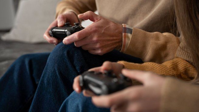 El invento que enamoró a millones de gamers: la consola que cambia de forma y revolucionó el mercado