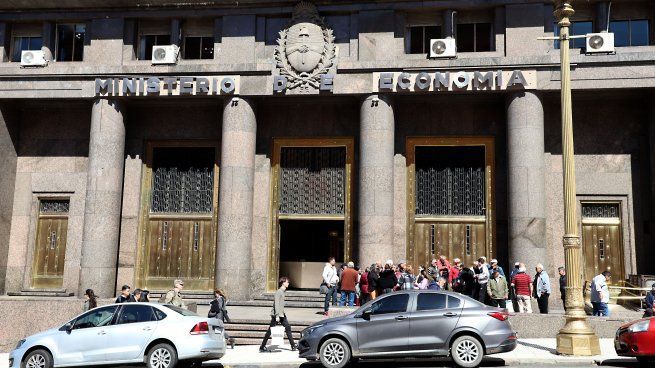 Deuda flotante: tras superar la revisión del FMI, el Gobierno empezó a normalizar los pagos en abril