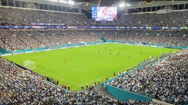 A menos de 45 días: los consejos para viajar al Mundial 2026 sin gastar todos tus ahorros en dólares