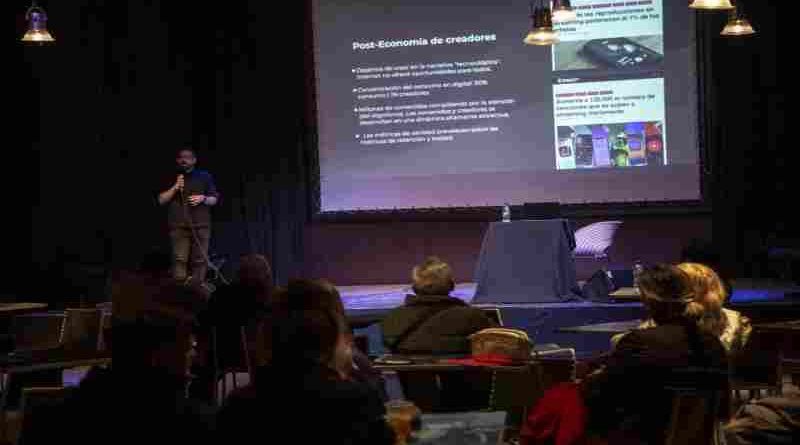 “La Noche de las Ideas” llega nuevamente a Rosario: un evento cultural que invita a pensar el presente
