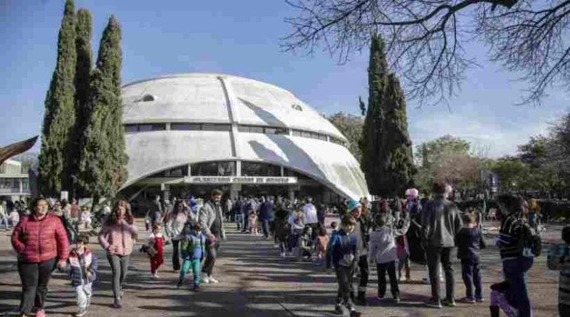 El lado oscuro de la Luna: se presenta un show inmersivo tributo a Pink Floyd en el CAM