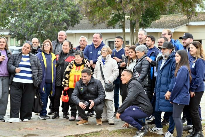 Canelones y el Ministerio del Interior firmaron convenio para llegar con el programa “Pelota al Medio a la Esperanza” a Barros Blancos