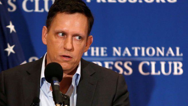 De cuánto es la fortuna de Peter Thiel, el magnate creador de Paypal y Palantir