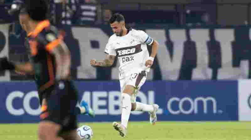 Platense cayó con Corinthians en su debut histórico en la Copa Libertadores