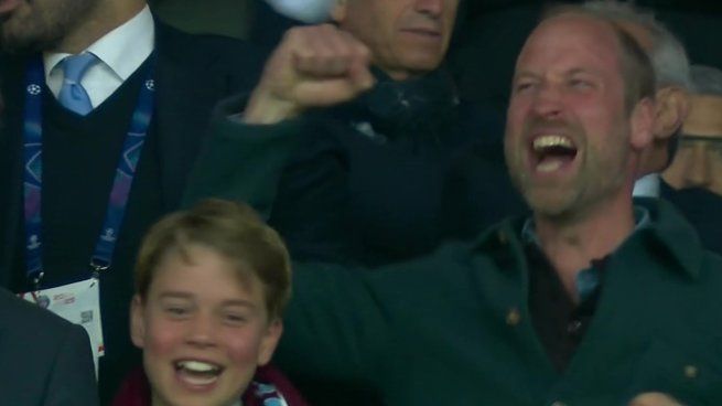 El desaforado festejo del príncipe William por el gol de Emiliano Buendía en la clasificación de Aston Villa en la Europa League