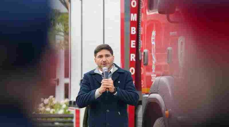 Pullaro en el Día del Bombero Voluntario: “Sentimos orgullo por ustedes y por eso invertimos para que sean los más preparados y equipados de la Argentina”