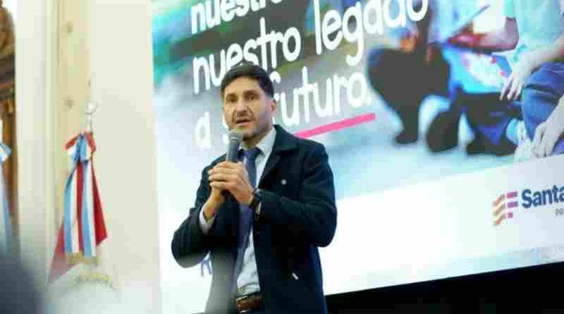 Pullaro señaló que el Plan Raíz mejoró un 22,6 % la lectura de los chicos: “Estamos construyendo el camino correcto”
